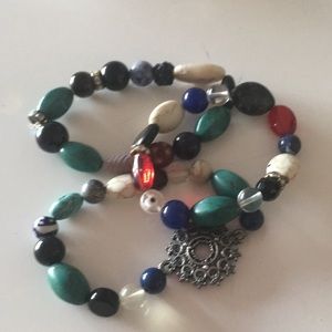 Set of 3 multicolors stretch Bracelets